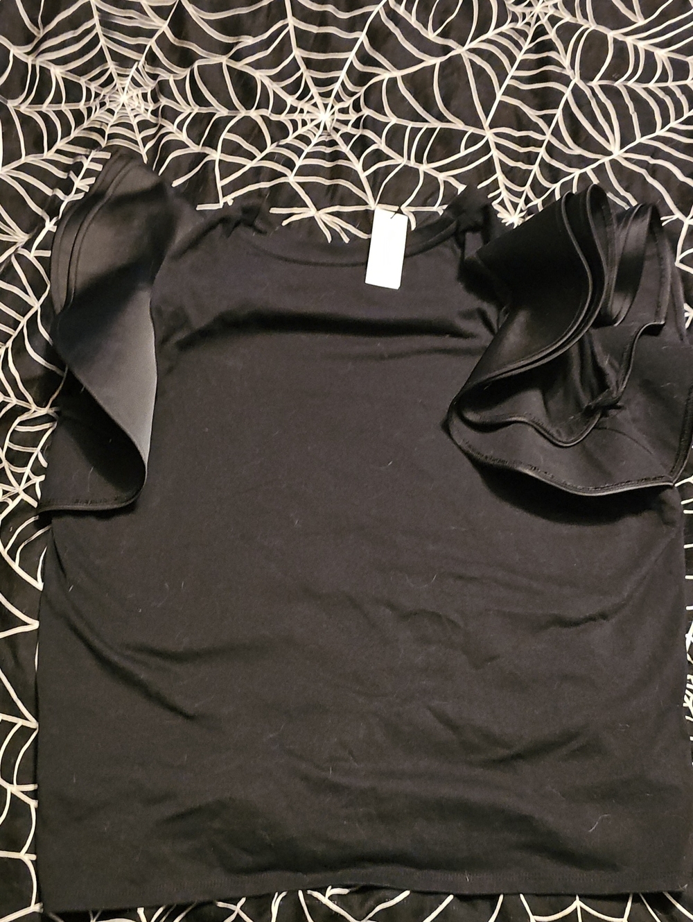 L Black Express Top Worn flutter Sleeves